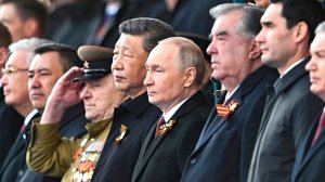 Юбилейный военный в Москве посетили лидеры стран СНГ и БРИКС