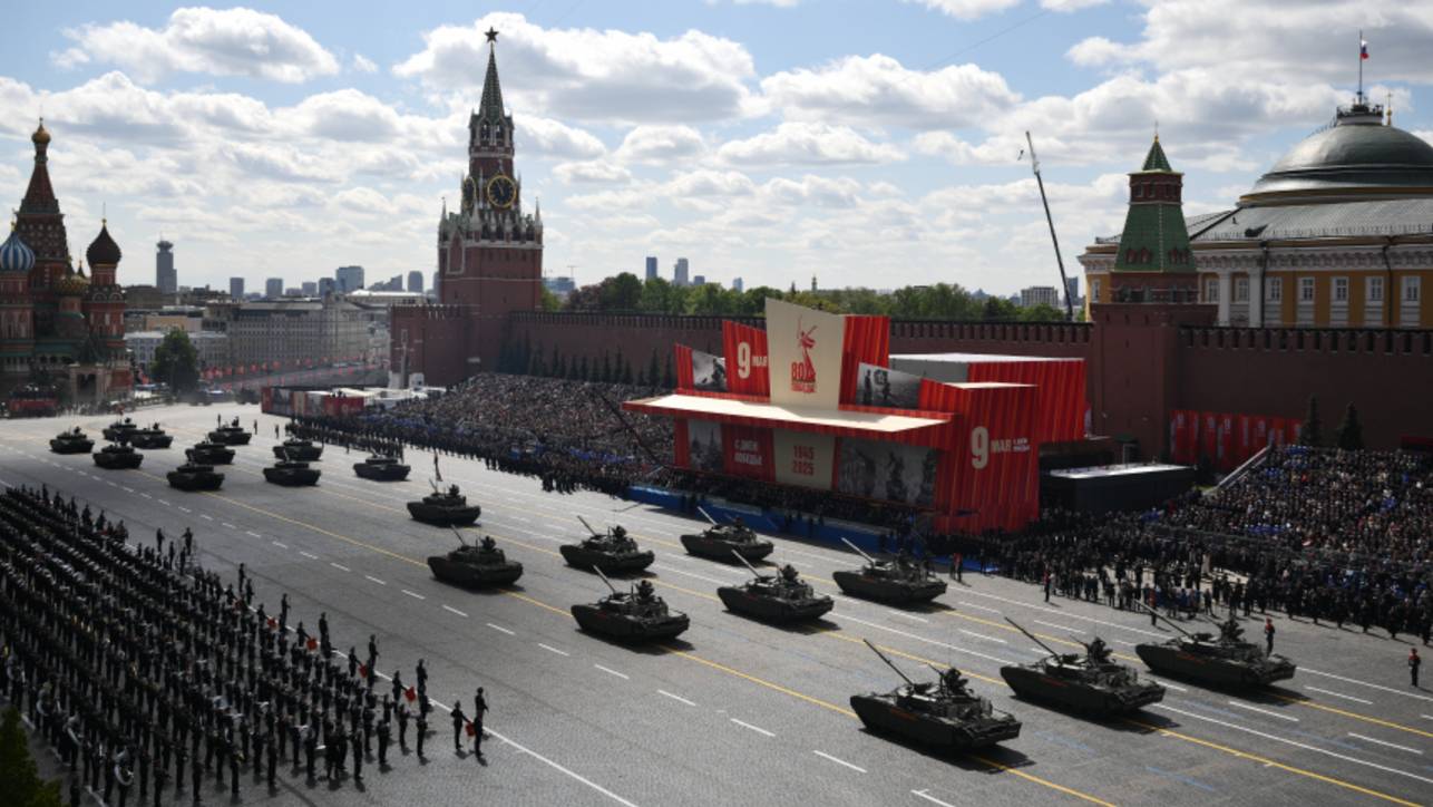 Участники СВО и премьера самоходок: как прошел Парад Победы в Москве