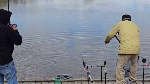 Поимка осетра смотреть онлайн