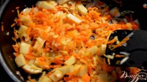 Куриный пирог в горшочках