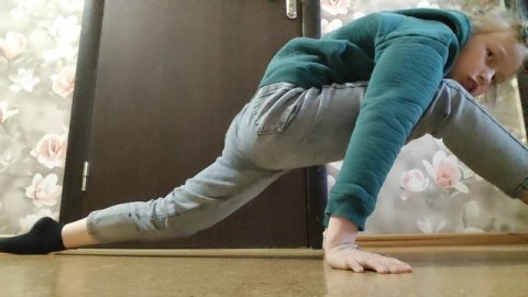 как научиться делать шпагаты