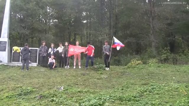 Завершился третий поход проекта "Дорогами героев" Лабинского городского казачьего общества смотреть онлайн