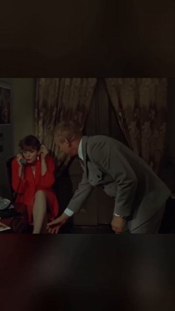 У нас не работает телевизор, очень кстати! Сценка из фи смотреть онлайн