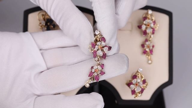 Серьги из желтого золота с рубинами, бриллиантами и гр смотреть онлайн