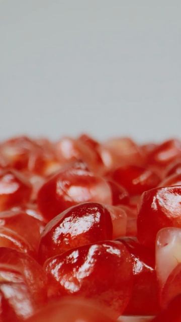 Полезные особенности гранатовых косточек. смотреть онлайн