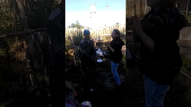 Папа с дочкой зажигают) смотреть онлайн