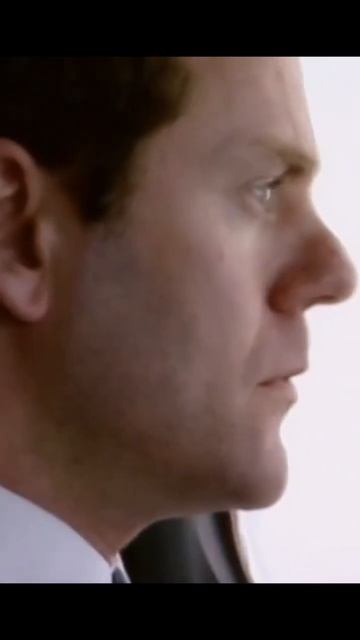 Капитан выпал из самолёта на высоте 5000 метров! #shorts #ф? смотреть онлайн