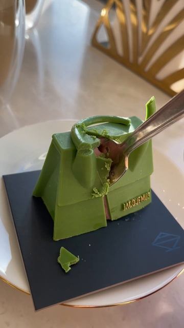 Десерты в виде сумочек 😱 #мояжизнь #влогикаждыйдень #? смотреть онлайн