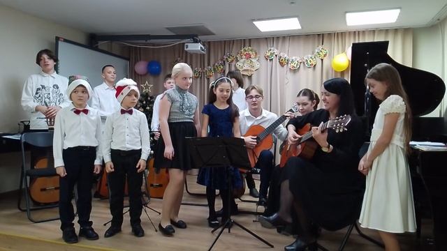 Новогодняя