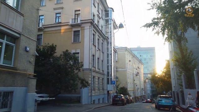 На машине по Москве. Центр. Покровка, Китай-город, буль?