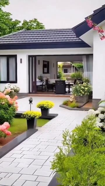 НЕВЕРОЯТНЫЙ ДОМИК С ГОРТЕНЗИЯМИ #гортензія #flowers #hortensia смотреть онлайн