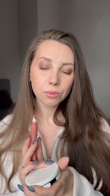 Легендарные блески Clarins✨ Какие у вас любимые оттенки? смотреть онлайн