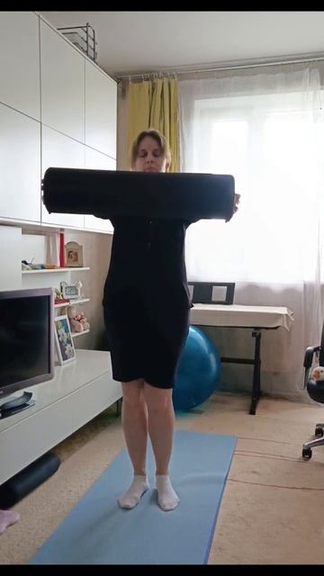 13. Комплекс с валиком. Бедра, пресс, поясница смотреть онлайн