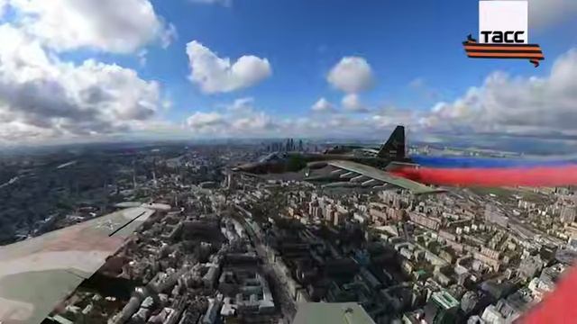 📹 Авиация во время парада Победы на Красной площади. Видео и фото: ТАСС/Ruptly смотреть онлайн