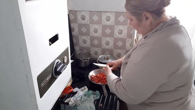 НАГОТОВИЛА ТАКОГО ВЫ ЕЩЕ НЕ ЕЛИ ОБЕД ПП МУКБАНГ ЧТО КУ? смотреть онлайн