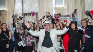 Гангстерская вечеринка в стиле 1920-х