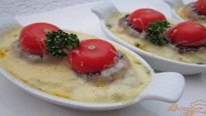 Горячая закуска с шампиньонами и сыром
