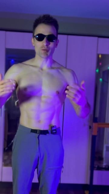 Как ваша семья относится к вашим тренировкам? #трениро смотреть онлайн