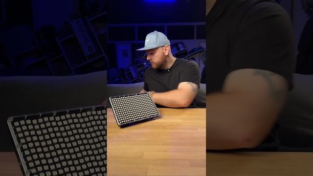 LED панель Aputure Amaran P60X