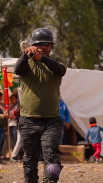 Самый безумный фестиваль взрывов на земле смотреть онлайн