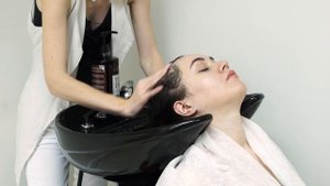 Пошаговая технология TaninoPlastia/ Шаг 1.  Очищение волос