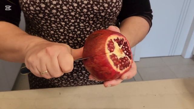 Штрудель со вкусностями: салат из краснокачанной капу смотреть онлайн