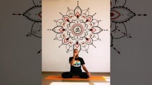 🧘🏻 Пранаяма + чакровая медитация с биджа-мантрами.