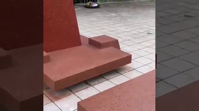 Окраска памятников выполнена Системой "Многоцветный ?