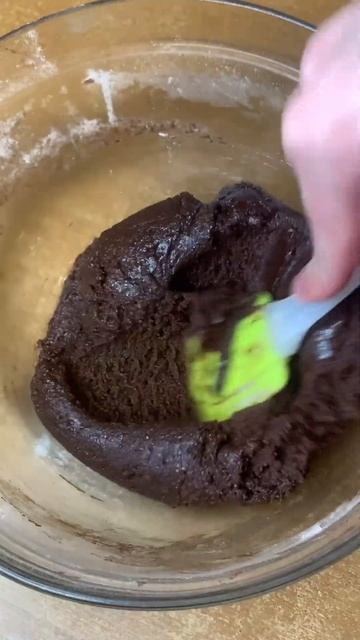 Есть тут любители шоколадного печенья? 🥰 смотреть онлайн