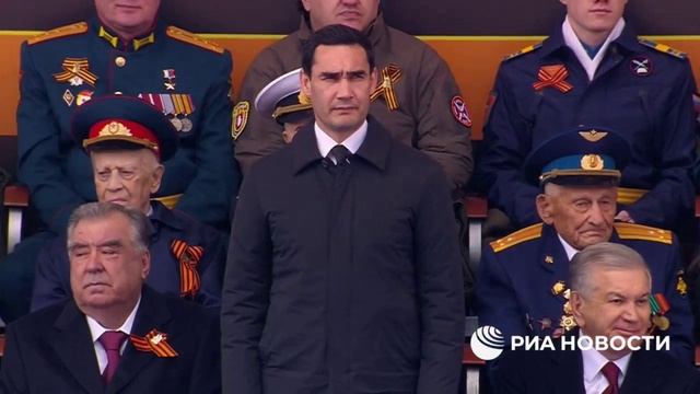 Иностранные парадные расчеты прошли по Красной площади