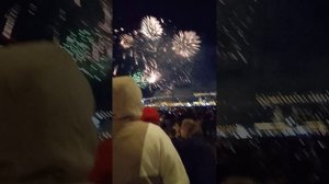 салют на стрелке с 9 мая!!!