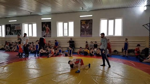 Борец Ильяс Дакаев. Нохчийчоь. Греко-римская борьба. смотреть онлайн