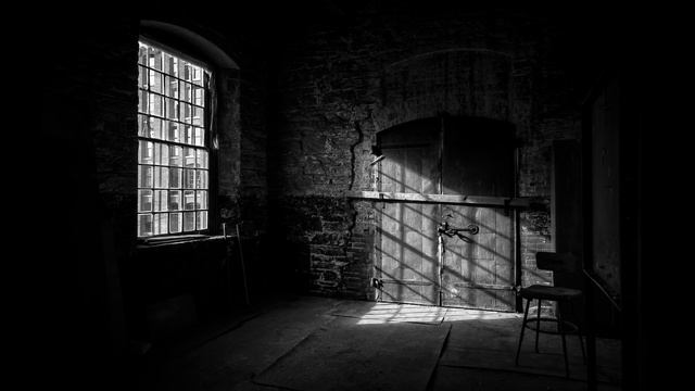 248VokZal ft. СТРОГИЙ - Не курорт (2020) смотреть онлайн