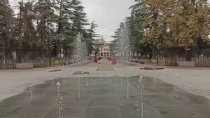 Обзорная прогулка по Рустави 17.09.2024 (Театральный парк, Городской театр с обратной стороны)