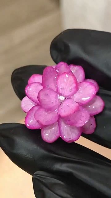 Украшения из настоящей гортензии! #цветывсмоле #искус? смотреть онлайн