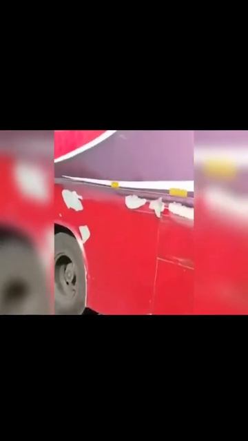 Автобус как новый #смех #приколтикток #ржач #ржака #машина #прикол #смешно смотреть онлайн