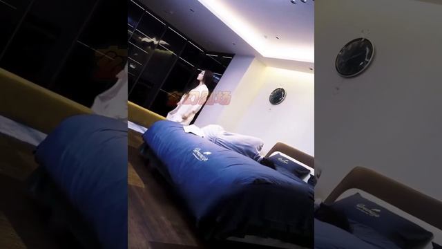 Лживая младшая сестра навредила старшей сестре прямо смотреть онлайн