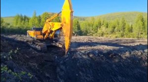 Мегарыхлитель RESCHKE RA 180 на экскаваторе Hyundai R520