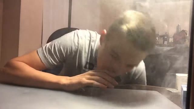 VAPE TRICKS УРАГАН смотреть онлайн
