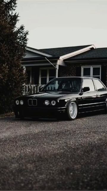 Ставьте на аву и ещё хочу сказать а тик токе есть челов смотреть онлайн