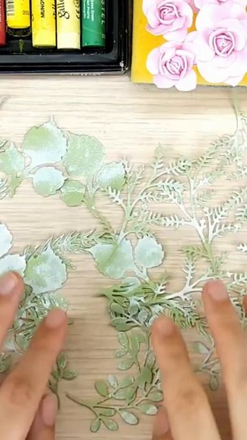 Декорирую листики из бумаги для открытки ручной работы #шутеговаюля #скрапбукинг #рукоделие #хобби