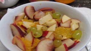 Теплый фруктовый салат