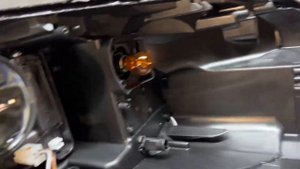 Mitsubishi Pajero Sport 3 - замена линз, диодные Expression Drive