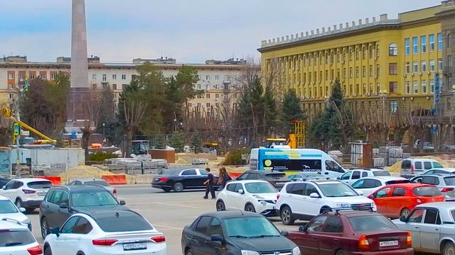 Ремонт улиц Волгограда обновление Стеллы и вечного Ог