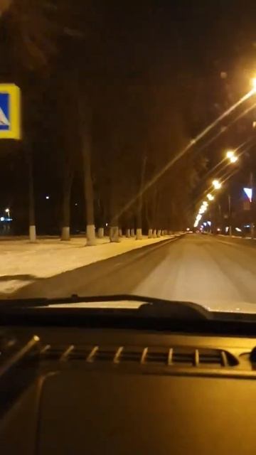 вечер включит фонари #вдороге #вечер #вечервключитфон? смотреть онлайн