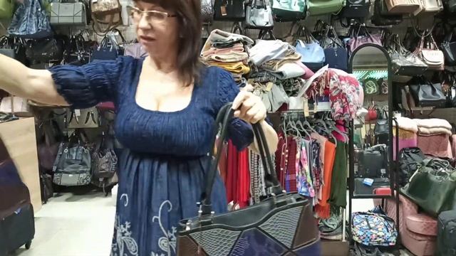 ТАКАЯ УДОБНАЯ ТАКАЯ ЛЁГКАЯ... ВЕЛИКОЛЕПНАЯ МОДЕЛЬ СУМКИ 2000 РУБЛЕЙ  КОМПЛИМЕНТ ОТ ЕЛЕНЫ 