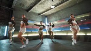 KEAN DYSSO - TWERK [4K60FPS]