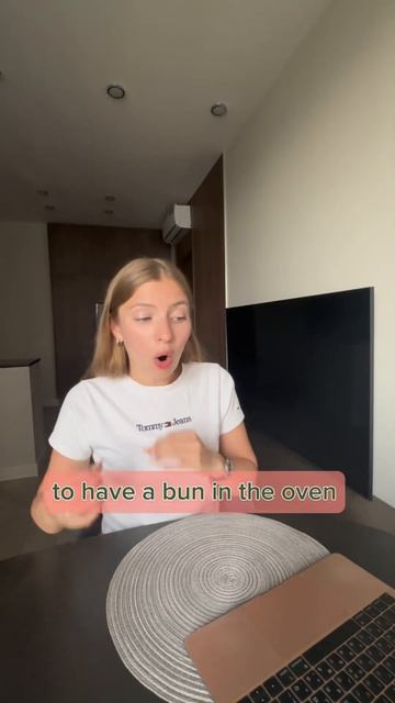 Вот такие интересные булочки есть в английском языке ? смотреть онлайн