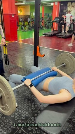 Работаем…  Ягодичный мостик. Персональный тренер по фитнесу - Павел Духонин. Тюмень. Спорт. #спорт