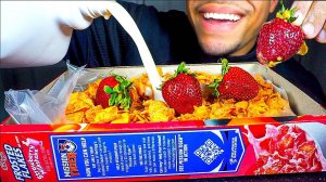 МУКБАНГ: ХРУСТЯЩИЕ ХЛОПЬЯ С МОЛОКОМ